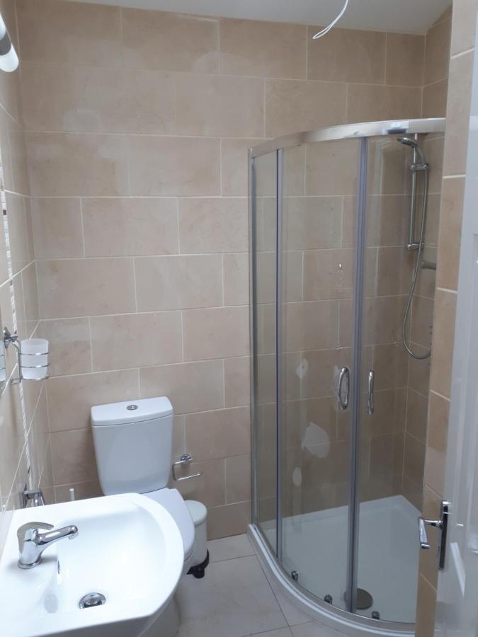 One Double Bedroom Flat Дублин Экстерьер фото